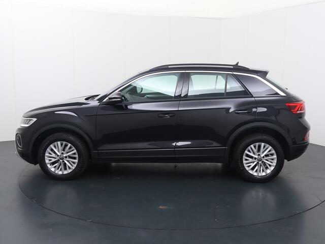 Volkswagen T-Roc 1.5 TSI Life | 150 PK | Automaat | Adaptive cruise control | Navigatiesysteem | Dodehoek detectie |