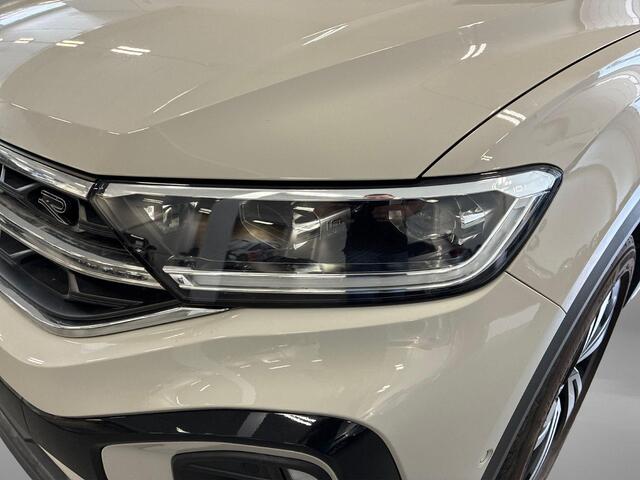 Volkswagen T-Roc 1.5 TSI 150pk DSG R-Line · Camera · Keyless · Dodehoeksensor · Stoelverwarming · ACC · Elek. Achterklep · 18"Velgen ·