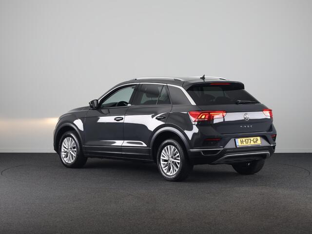 Volkswagen T-Roc 1.5 TSI Style Business 150PK | Automaat | Navigatie | Digitaal dashboard | Camera