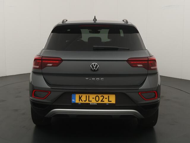 Volkswagen T-Roc 1.5 150PK TSI Life Edition | AUTOMAAT | Adapt. Cruise | Clima | Camera | LED | Apple carplay // Android auto | Fabrieksgarantie t/m 03-2029 |