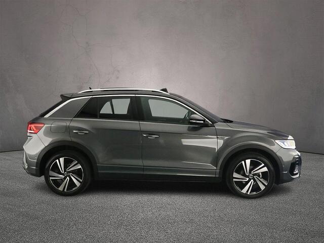 Volkswagen T-Roc R-Line 1.5 TSI 150pk DSG Automaat Panoramadak, Adaptive cruise control, Achteruitrijcamera, Airco, DAB, Radio, App connect, Parkeersensoren