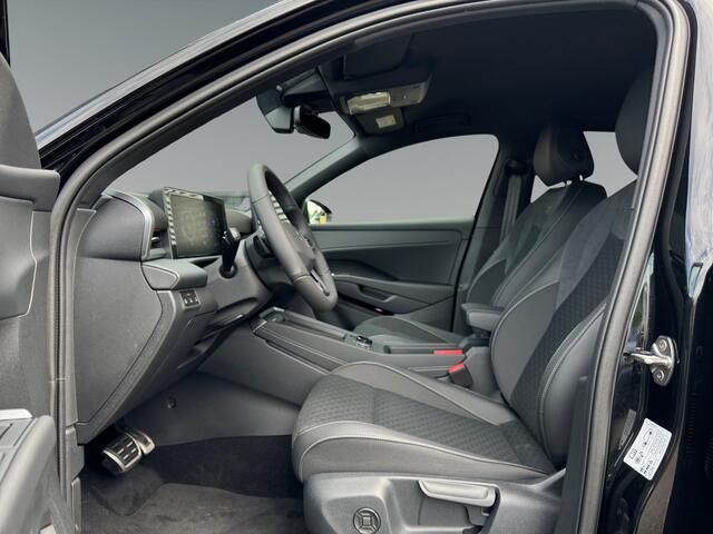 Volkswagen T-Roc 1.5 TSI 150pk R-Line Edition Achterklep elektrisch | Trekhaak | 'Side Assist' |