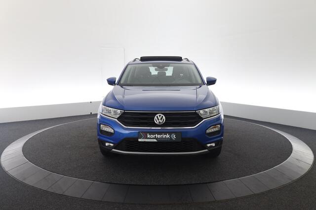 Volkswagen T-Roc 1.0 TSI Style | Trekhaak | Pano | Navi