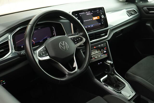 Volkswagen T-Roc 1.5 TSI 150pk DSG Style Trekhaak Camera LED Virtual Cockpit Navigatie