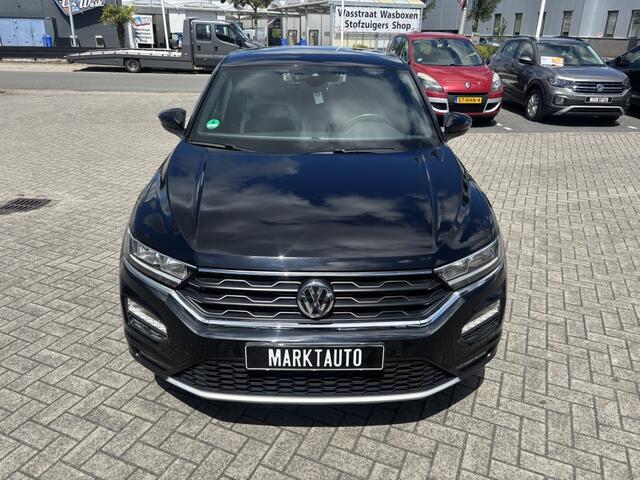 Volkswagen T-Roc 1.5 TSI Sport Carplay Bluetooth Parkeersensoren