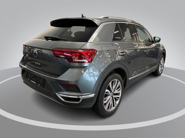 Volkswagen T-Roc 1.5 TSI 150pk DSG Sport · Camera · Keyless · Elek. Achterklep · Dodehoeksensor · Lederen Bekleding · 18"Velgen · Stuur- & Stoelverwarming ·