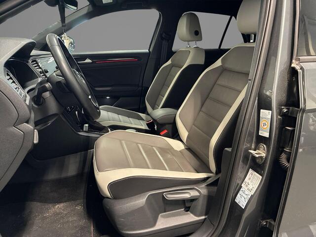 Volkswagen T-Roc 1.5 TSI 150pk DSG Sport · Camera · Keyless · Elek. Achterklep · Dodehoeksensor · Lederen Bekleding · 18"Velgen · Stuur- & Stoelverwarming ·