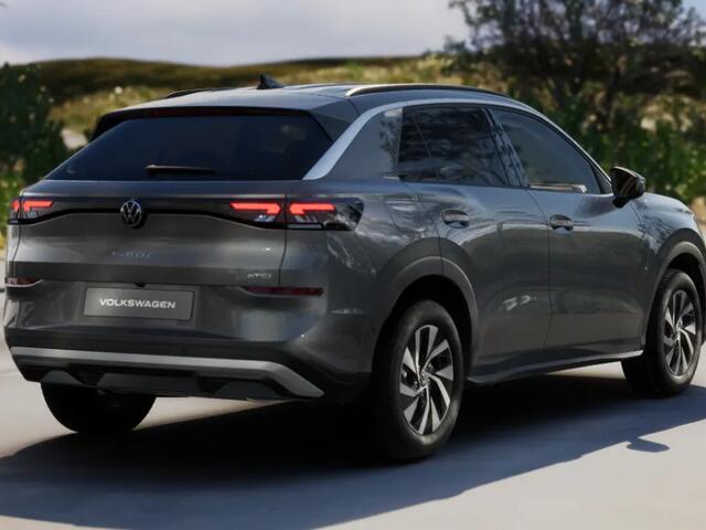Volkswagen T-Roc Limited Edition 1.5 eTSI 150 PK 7 versn. DSG · Comfort pakket · Achteruitrijcamera · Draadloze telefoonlader ·