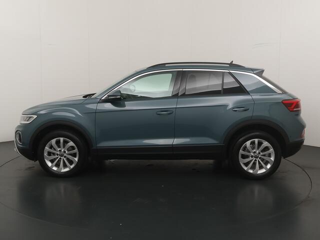 Volkswagen T-Roc 1.5 TSI Life Edition | AUTOMAAT | Adapt. Cruise | Clima | Camera | LED | Apple carplay // Android auto | Fabrieksgarantie t/m 03-2029 |