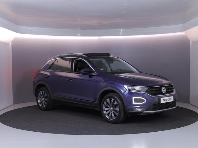 Volkswagen T-Roc 1.0 TSI Style 115 pk | Navigatie via App | Panoramadak | Parkeersensoren | Adaptieve cruise control | LED koplampen | Autom. airco |