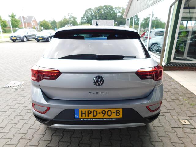 Volkswagen T-Roc 1.5TSI 150PK DSG LIFE EDITION!! All-in Prijs!