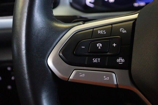Volkswagen T-Roc 1.5 TSI Life 75 Edition Automaat 150PK | APPCONNECT | AIRCO | PDC V+A | STOELVERW | ADAP CRUISE |