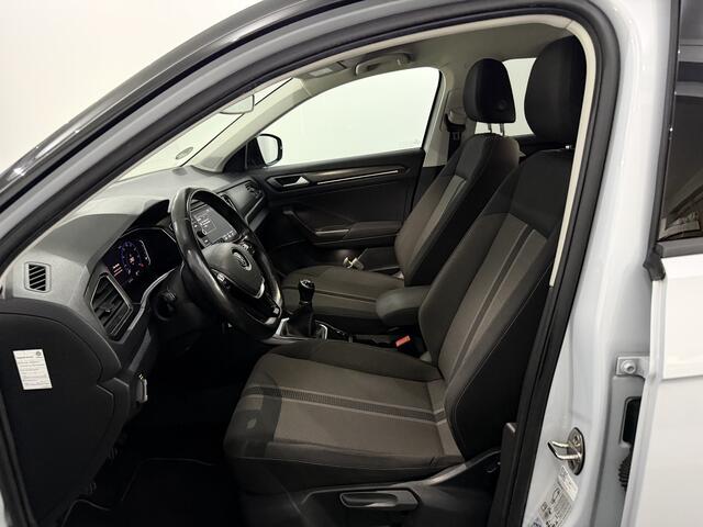 Volkswagen T-Roc 1.0 TSI Style Apple carplay, Parkeersensoren, Virtual desk, Cruise control adaptief, Elektrische achterklep, A start stop, Clima
