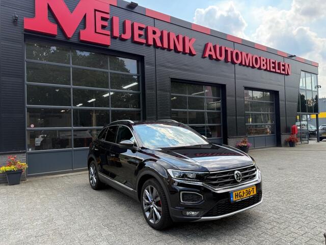 Volkswagen T-Roc 1.5 TSI SPORT BNSR BJ.2019 PANO TREKHAAK