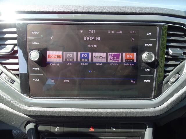 Volkswagen T-Roc 1.5 TSI -Automaat-Navi-Carplay-Usb-Blth-Pdc-Media app