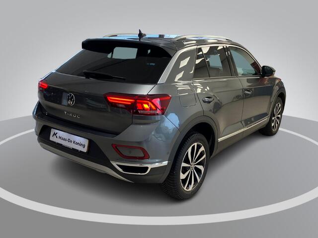Volkswagen T-Roc 1.5TSI/150PK DSG Style · Camera · Trekhaak · Apple/Android Car Play · Navigatie ·