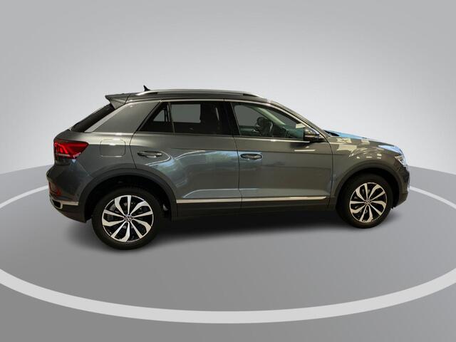Volkswagen T-Roc 1.5TSI/150PK DSG Style · Camera · Trekhaak · Apple/Android Car Play · Navigatie ·