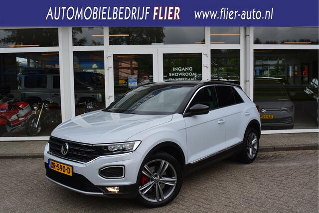Volkswagen T-Roc 1.5 TSI 150PK Sport Exclusive | Adaptive | Stoel VW | 18Inch | Trekhaak |