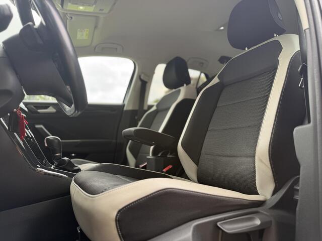 Volkswagen T-Roc 1.5 TSI Sport | Camera | Automaat | DigiDash | Adaptive | CarPlay |