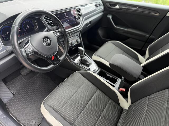 Volkswagen T-Roc 1.5 TSI Sport | Camera | Automaat | DigiDash | Adaptive | CarPlay |