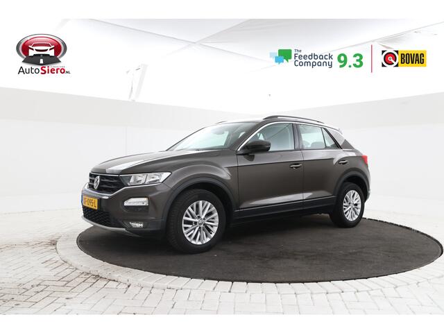 Volkswagen T-Roc 1.5 TSI Style Automaat, Apple carplay, Trekhaak
