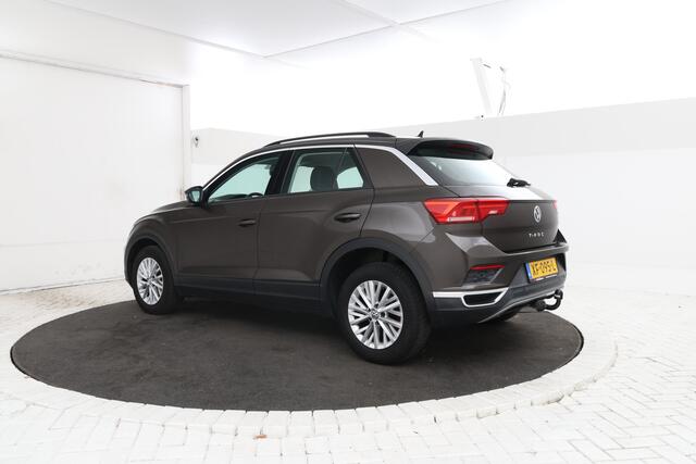 Volkswagen T-Roc 1.5 TSI Style Automaat, Apple carplay, Trekhaak