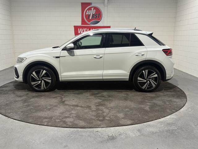 Volkswagen T-Roc 1.5 TSI R-Line Business+, Full led, Achteruitrijcamera, Virtual cockpit, 18 inch, Navi, Afn. trekhaak, Navi, app connect, Electr. achterklep, Keyless entry