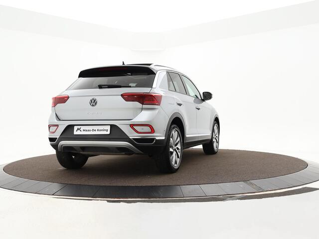 Volkswagen T-Roc 1.5 TSI 150pk DSG Style · Panoramadak · Camera · Matrix LED · Keyless · Leder Vienna · Dodehoeksensor ·
