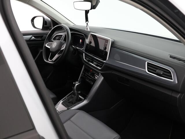 Volkswagen T-Roc 1.5 TSI 150pk DSG Style · Panoramadak · Camera · Matrix LED · Keyless · Leder Vienna · Dodehoeksensor ·
