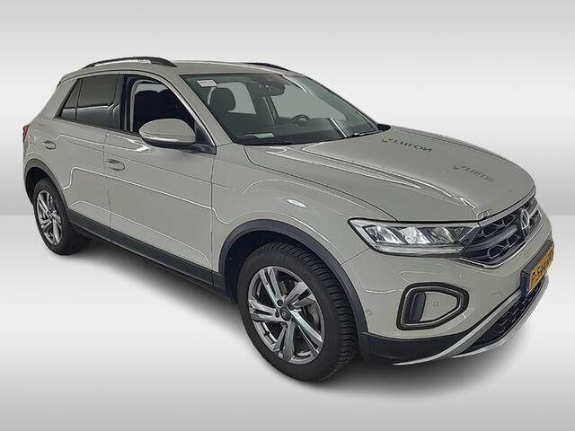 Volkswagen T-Roc 1.0 TSI Life 75 Edition 1e-Eig. & Dealer-Onderh. BOVAG-Garantie. NL-Auto.