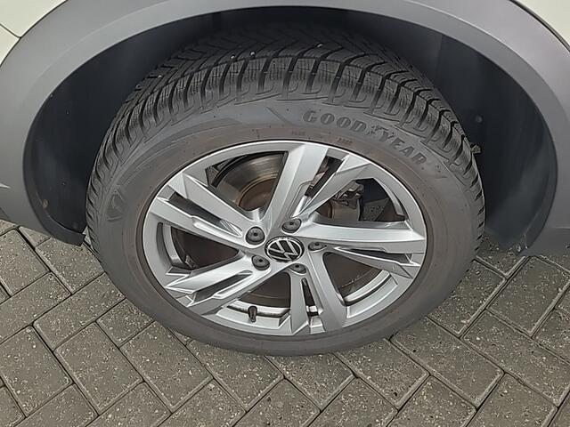 Volkswagen T-Roc 1.0 TSI Life 75 Edition 1e-Eig. & Dealer-Onderh. BOVAG-Garantie. NL-Auto.
