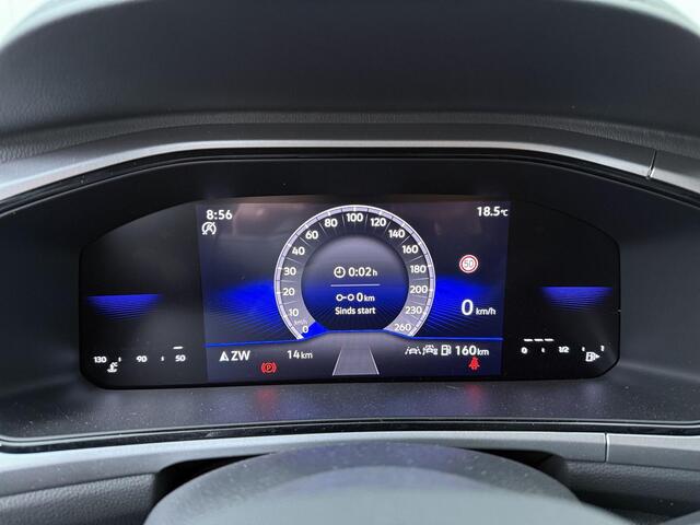 Volkswagen T-Roc Life Edition 1.0 85 kW / 116 pk TSI SUV 6 versn. | Navigatie | Climatronic | Stoel pakket met lendesteunen |