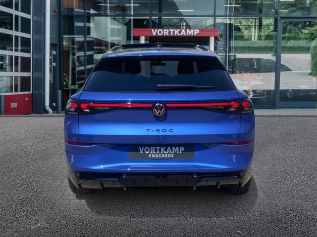 Volkswagen T-Roc 1.5 eTSI R-LINE PANO-DAK/TREKHAAK/CAMERA/20''INCH/IQ-LIGHTS