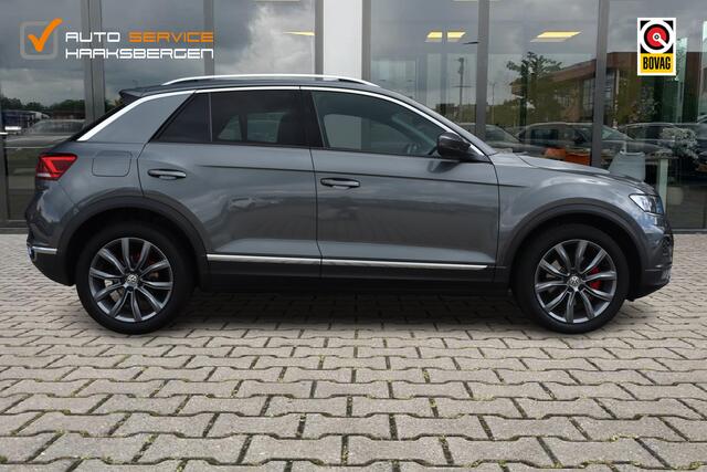 Volkswagen T-Roc 1.5 TSI Sport | Trekhaak | Camera | ACC |