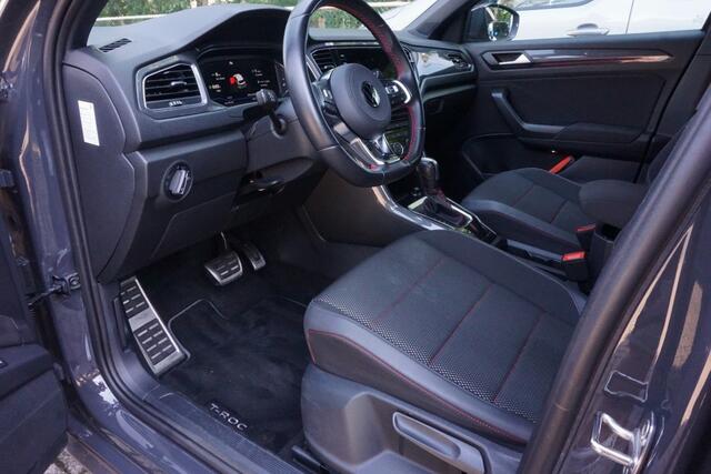 Volkswagen T-Roc 1.5 TSI Sport Business R Trekhaak/Camera/App-Connect!