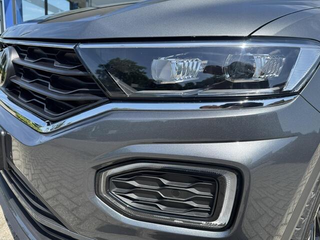 Volkswagen T-Roc 1.5 TSI Sport R-line | ACC | LED | Trekhaak | Camera | App-connect | 1e eig.