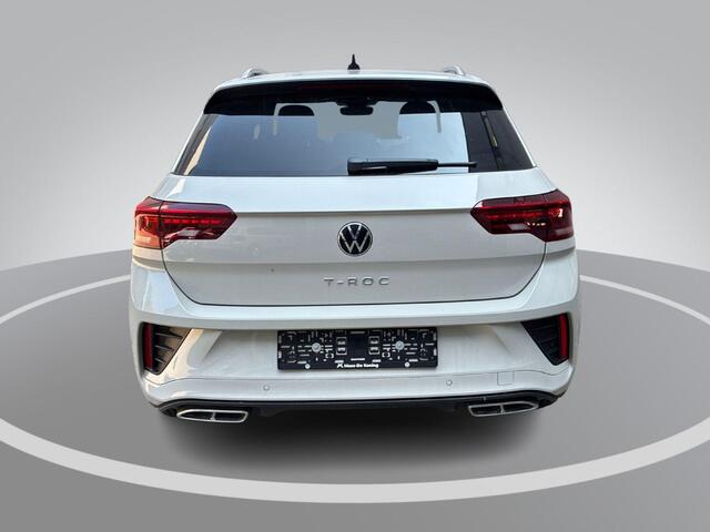 Volkswagen T-Roc 1.5 TSI 150pk DSG R-Line · Camera · Keyless · Dodehoeksensor · Stoelverwarming · Elek. Achterklep · ACC · Velours bekleding · Garantie t/m 26-02-2027