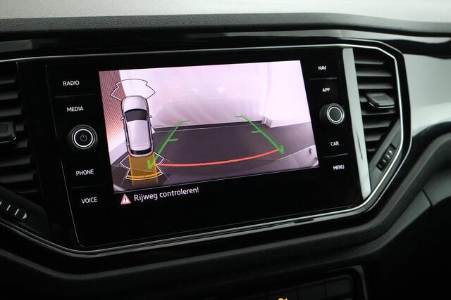 Volkswagen T-Roc 1.5 TSI 150pk DSG Sport Black Style Keyless Camera Virtual Cockpit Navigatie