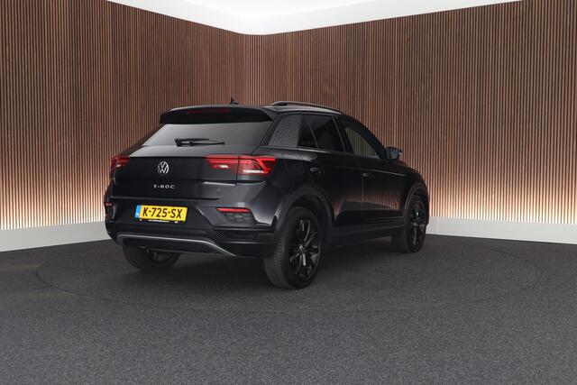 Volkswagen T-Roc 1.5 TSI 150pk DSG Sport Black Style Keyless Camera Virtual Cockpit Navigatie