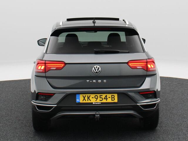 Volkswagen T-Roc 1.0 TSi 115 Pk Style | Stoel/Stuurverwarming | Adaptive Cruise | Panorama dak | Trekhaak | Camera | Climatronic | CarPlay | 17 Inch | 73.436 Km !!
