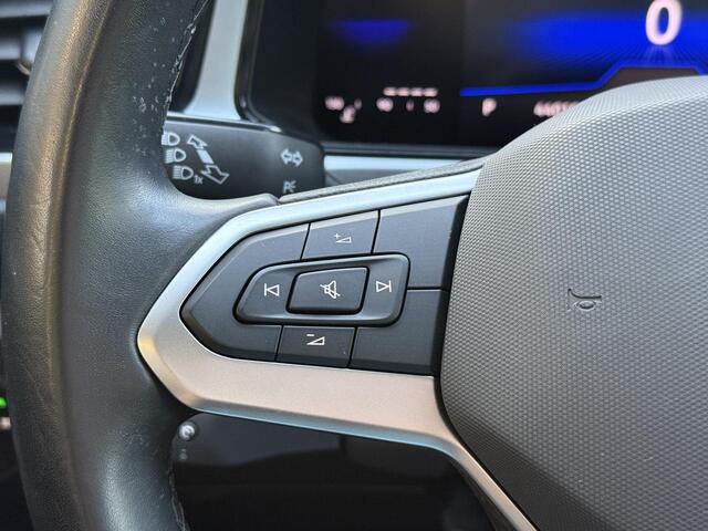 Volkswagen T-Roc 1.5 TSI Life l Automaat l Cruise Control l Stoelverwarming