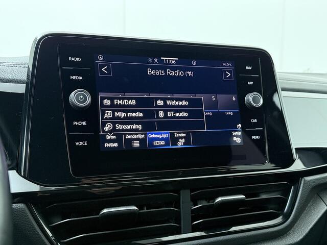 Volkswagen T-Roc 1.5 TSI Style | 150 PK | Adaptive cruise control | Achteruitrijcamera | 18" velgen | Apple Carplay/Android Auto |