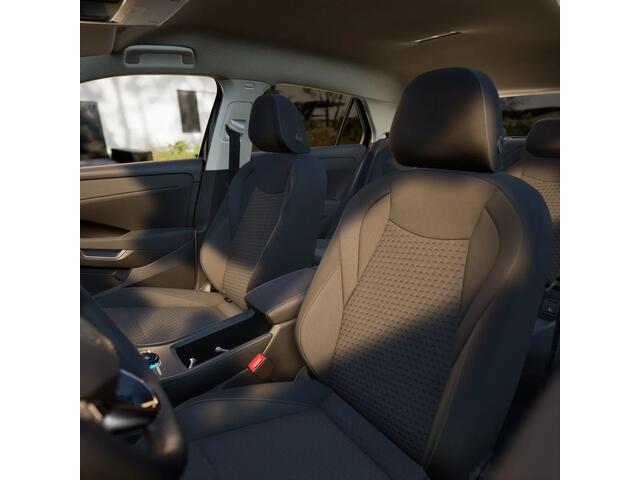 Volkswagen T-Roc 1.5 eTSI 116 7DSG Life First Edition | 'App-Connect' draadloze smartphone integratie | Automatische afstandsregeling (Adaptive Cruise Control) | Buitenspiegels elektrisch instel-, verwarm- en inklapbaar
