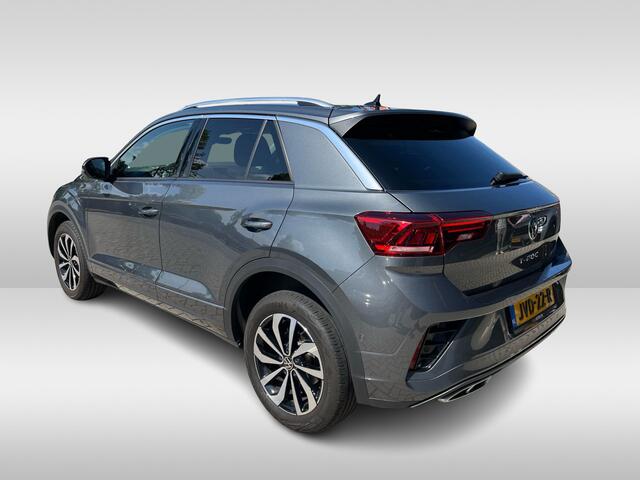 Volkswagen T-Roc 1.5 TSI R-Line Business / Trekhaak / Camera / CarPlay / Keyless / Getint glas / 17'' / Stoelverwarming / Virtual Cockpit / DAB / ACC