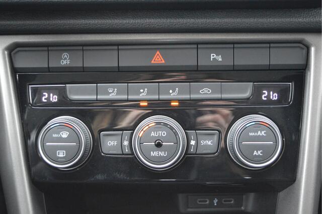 Volkswagen T-Roc 1.5 TSI Style Automaat NL-auto / Clima / Adaptieve cruise
