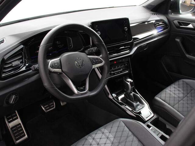 Volkswagen T-Roc 1.5 TSI DSG R-Line+Blackpack Climate control Adaptieve cruise control Panoramadak LED Navigatie Achteruitrijcamera Parkeersensoren Apple Carplay/ Android Auto Radio