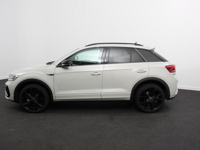 Volkswagen T-Roc 1.5 TSI DSG R-Line+Blackpack Climate control Adaptieve cruise control Panoramadak LED Navigatie Achteruitrijcamera Parkeersensoren Apple Carplay/ Android Auto Radio
