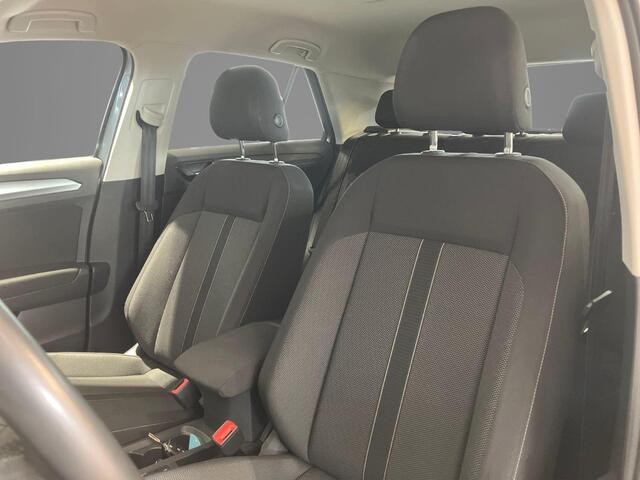 Volkswagen T-Roc 1.0TSI/115PK Life Edition · Apple/Android Car Play· Camera + Parkeersensoren · Keyless · 27-06-2028 of 100000km.