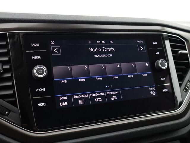 Volkswagen T-Roc 1.0 TSI Two-Tone | Apple Carplay & AndroidAUTO | Privacy Glass |