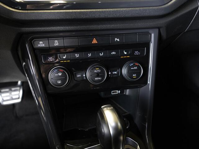 Volkswagen T-Roc 1.5 TSI Sport 150pk / Stoelverwarming / Airco / Navigatie / Adaptieve cruise control / Apple carplay /